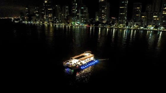 Caribbean Joy Party on the Brand New Catamaran